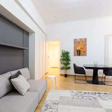 Design Apartment - Spadolini, Campus Bocconi Milan Bagian luar foto