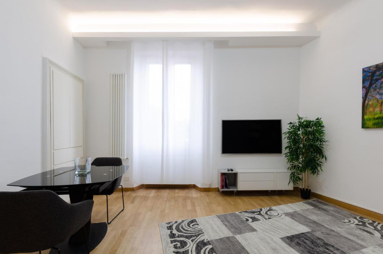 Design Apartment - Spadolini, Campus Bocconi Milan Bagian luar foto